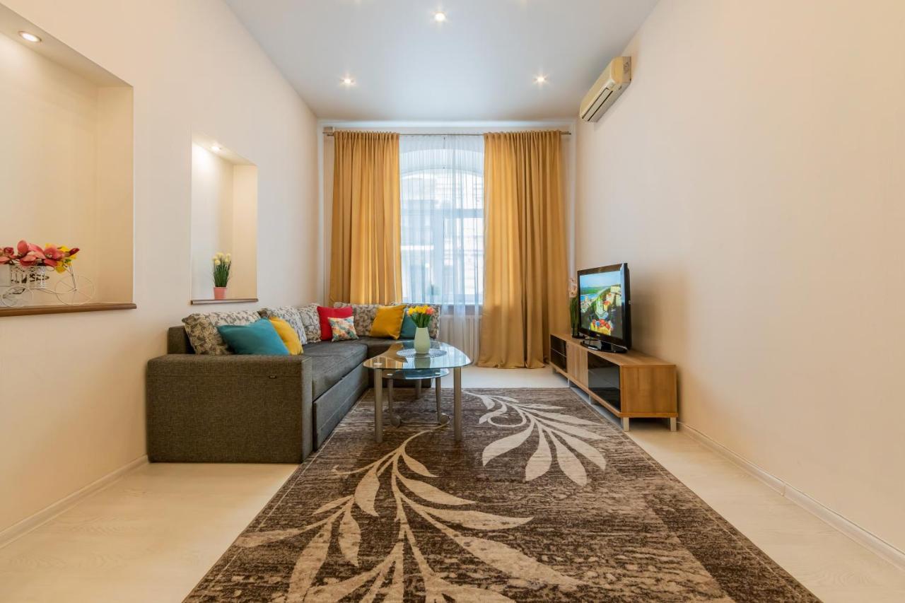 2К Квартира Між Майданом Та Софією Київською Apartman Kültér fotó
