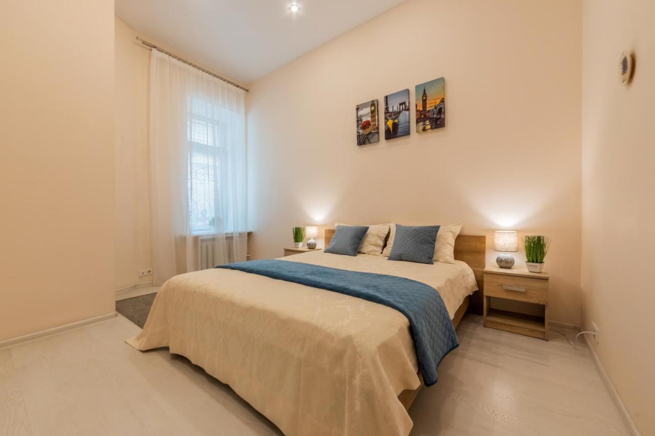 2К Квартира Між Майданом Та Софією Київською Apartman Kültér fotó