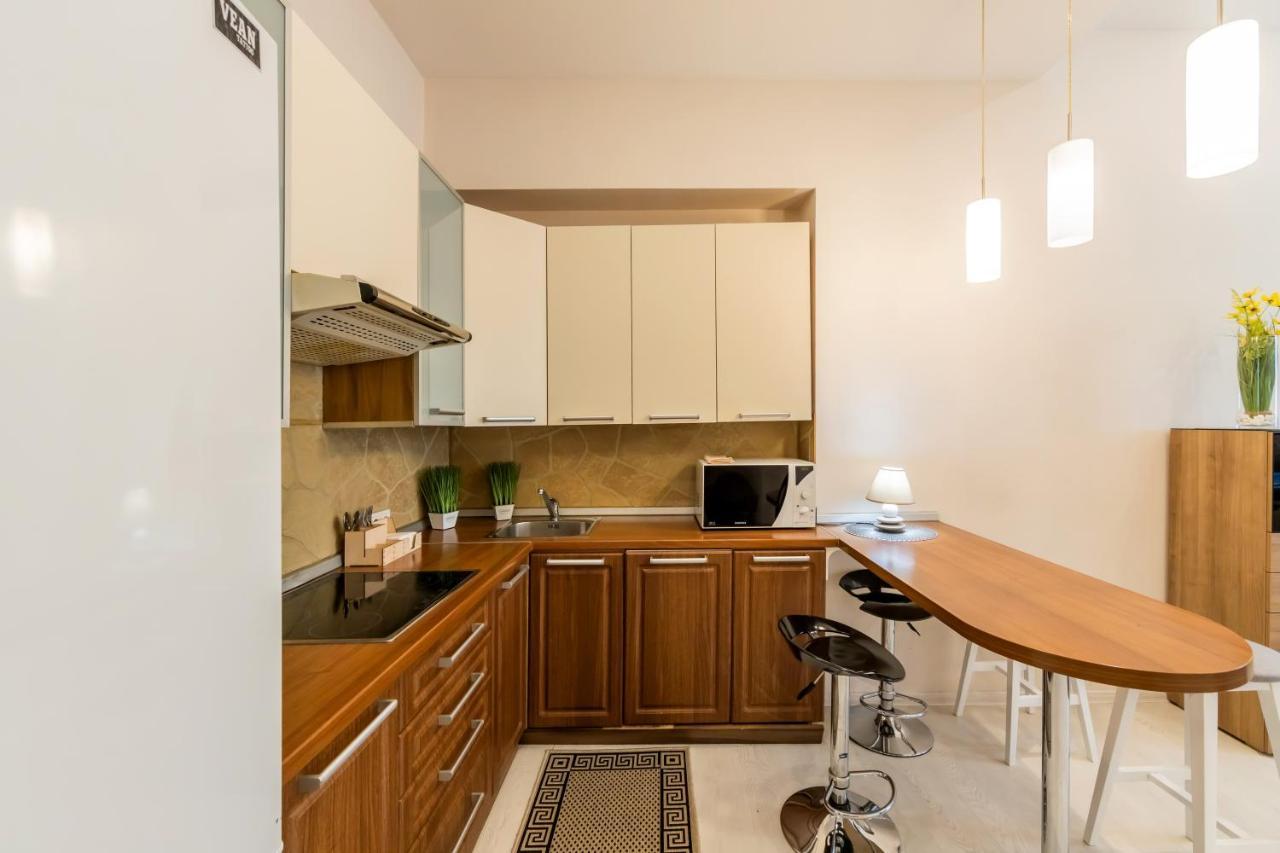 2К Квартира Між Майданом Та Софією Київською Apartman Kültér fotó