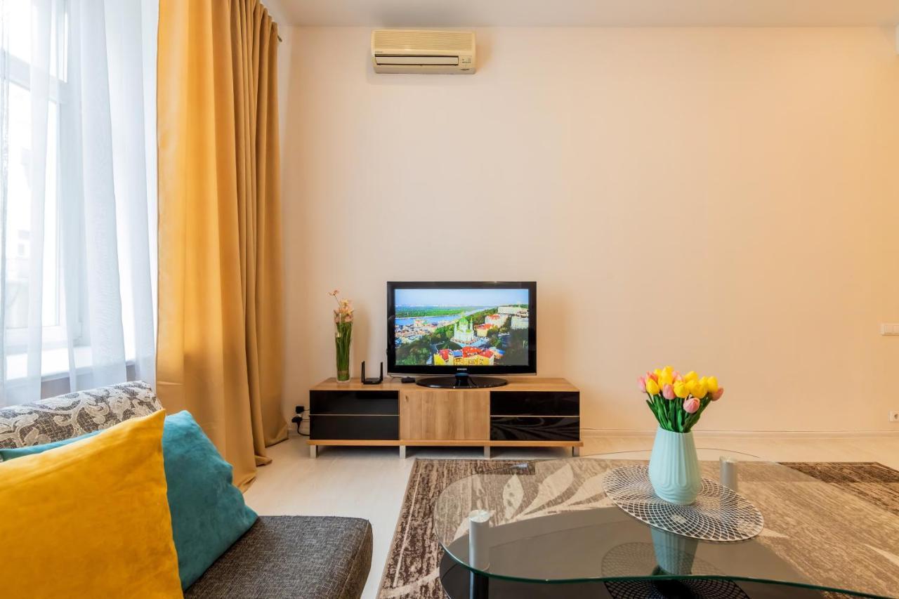 2К Квартира Між Майданом Та Софією Київською Apartman Kültér fotó