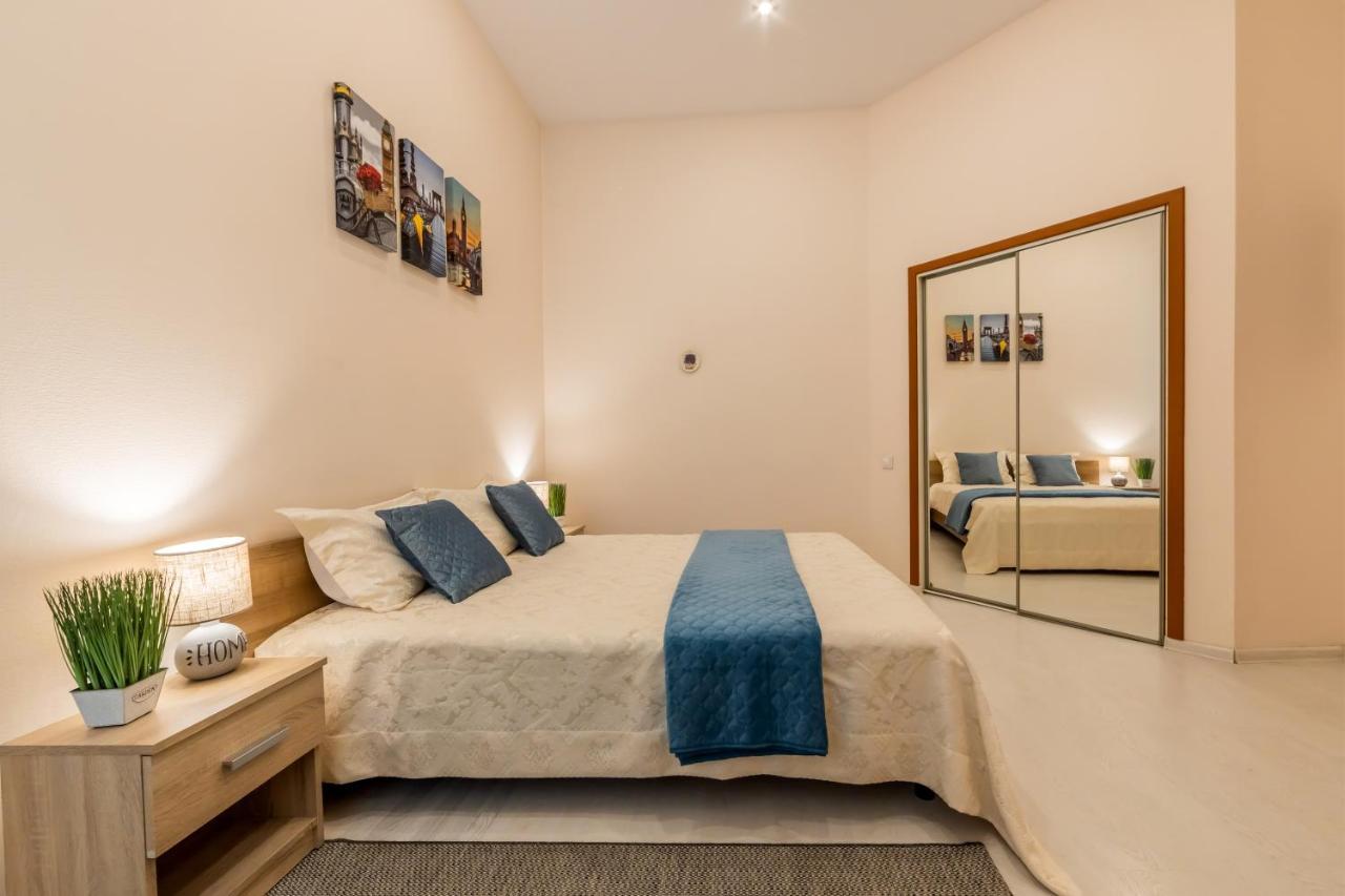 2К Квартира Між Майданом Та Софією Київською Apartman Kültér fotó